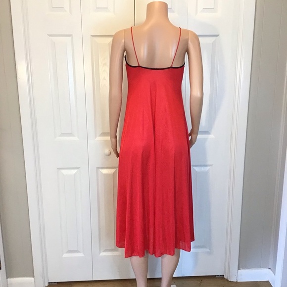 Vintage Sexy Red and Black Lace Sleeveless Satin Nightgown Size Small/Medium - Picture 4 of 4